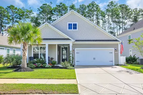 909 Mildred Ct, Murrells Inlet, SC 29576