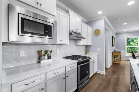 Kitchen - 577 Carnaby Loop, Myrtle Beach, SC 29579 photo 3 of 4