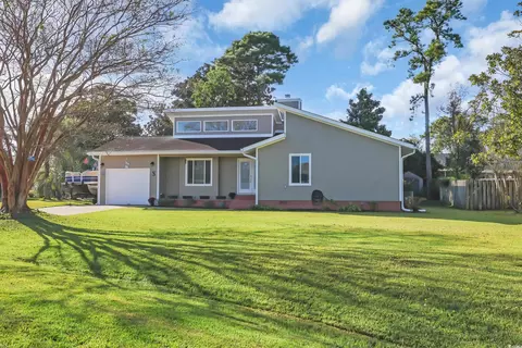 609 Bay St, North Myrtle Beach, SC 29582