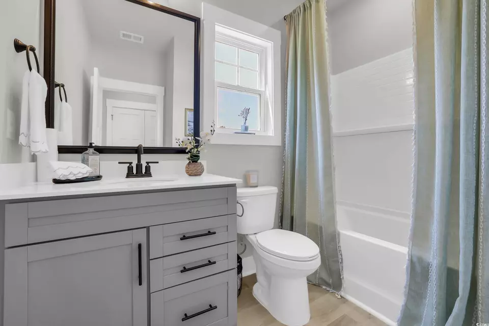 Bath - 208 Blue Wing Ct, Conway, SC 29527 photo 4 of 4