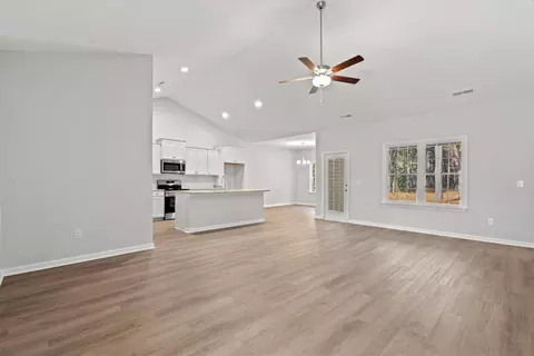 94 Double Pond Dr, Georgetown, SC 29440 photo 3