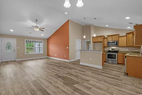 Living - 355 Macarthur Dr, Conway, SC 29527 photo 6 of 6
