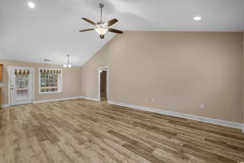 Living - 355 Macarthur Dr, Conway, SC 29527 photo 2 of 6