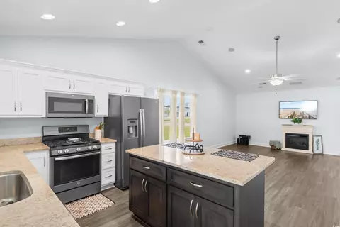 Kitchen - 3105 Slade Dr, Conway, SC 29526 photo 2 of 3