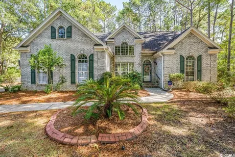 1614 Club Circle Dr, Pawleys Island, SC 29585