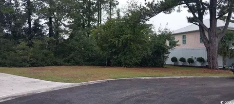 176 Lake Pointe Dr, Garden City Beach, SC 29576