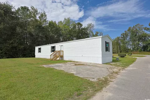 122 Lida Ln, Loris, SC 29569