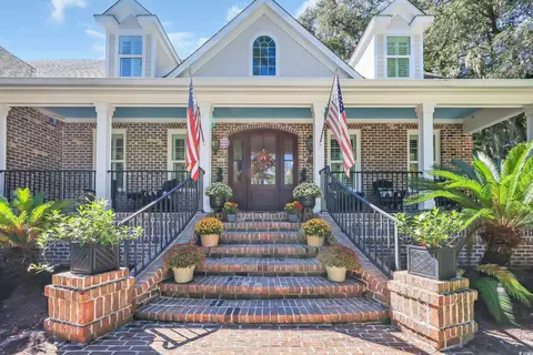 Exterior - 118 Old Carriage Loop, Georgetown, SC 29440 photo 2 of 7