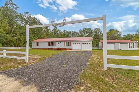 6103 Squire Rd, Latta, SC 29565