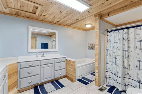 Bath - 6103 Squire Rd, Latta, SC 29565 photo 1 of 2