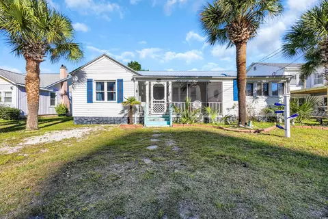 1616 Perrin Dr, North Myrtle Beach, SC 29582