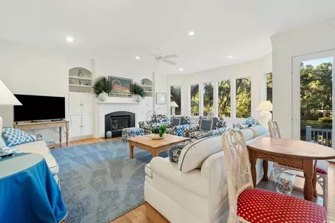 Living - 224 Ocean Green Dr, Georgetown, SC 29440 photo 1 of 3