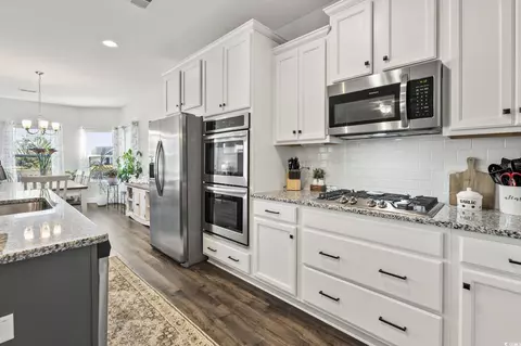 Kitchen - 2011 Hazlette Loop, Conway, SC 29526 photo 3 of 5