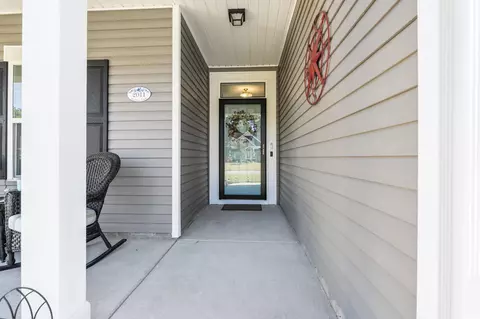 Entry Way - 2011 Hazlette Loop, Conway, SC 29526 photo 1 of 5