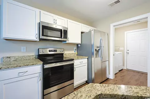 Kitchen - 13 Daniel Morrall Ln, Georgetown, SC 29440 photo 3 of 5