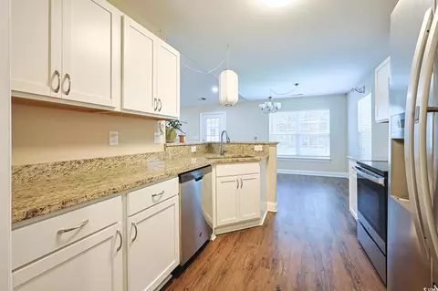 Kitchen - 13 Daniel Morrall Ln, Georgetown, SC 29440 photo 5 of 5
