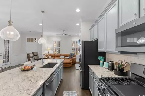 Kitchen - 847 Iris St #A, Myrtle Beach, SC 29577 photo 4 of 4