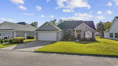 121 Ashworth Dr, Little River, SC 29566