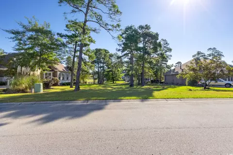 565 SW Gladstone Cir, Ocean Isle Beach, NC 28469