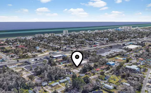 1013 31st Ave S, North Myrtle Beach, SC 29582