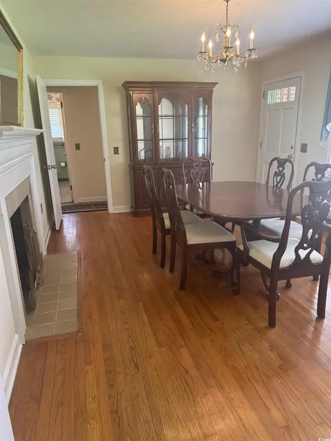 Dining - 314 Pine St, Latta, SC 29565 photo 2 of 4