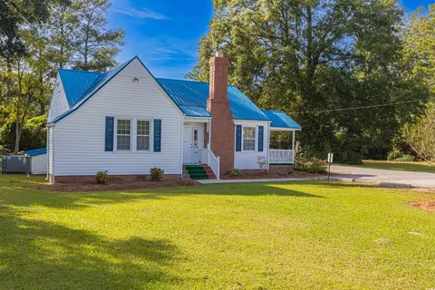 505 N Longstreet St, Kingstree, SC 29556