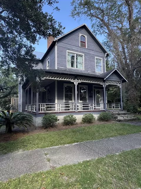 932 Duke St, Georgetown, SC 29440