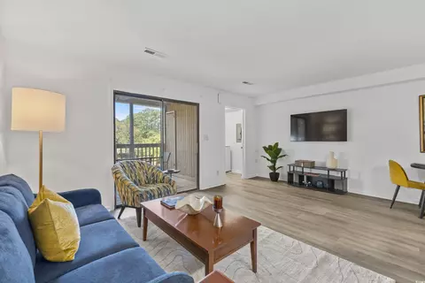 Living - 200 Double Eagle Dr #D2, Surfside Beach, SC 29575 photo 2 of 4