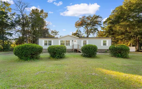 4635 Enoch Rd, Conway, SC 29526