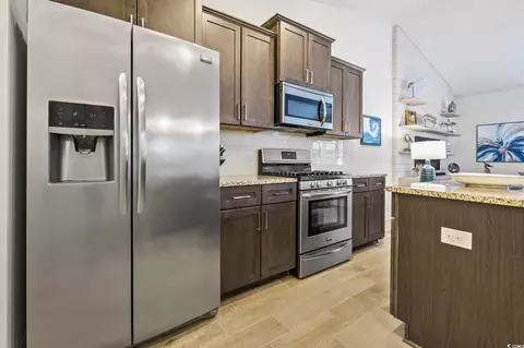 Kitchen - 122 Parmelee Dr #E, Murrells Inlet, SC 29576 photo 6 of 7