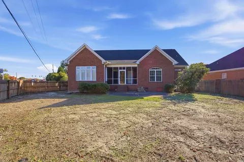 Exterior - 1605 Westview Dr, Florence, SC 29501 photo 5 of 8