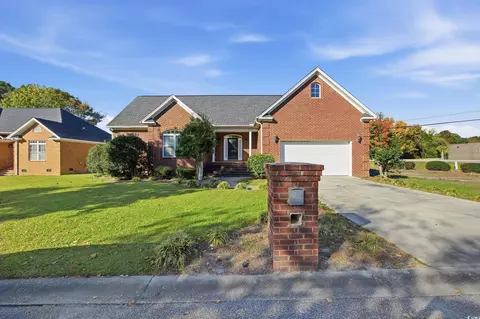 Exterior - 1605 Westview Dr, Florence, SC 29501 photo 6 of 8