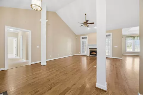 Living - 1605 Westview Dr, Florence, SC 29501 photo 1 of 2