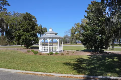 829 Commanders Island Rd, Georgetown, SC 29440 photo 7