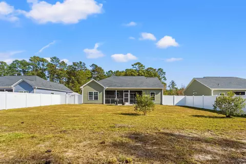 Exterior - 237 Perrin Rd, Loris, SC 29569 photo 9 of 11