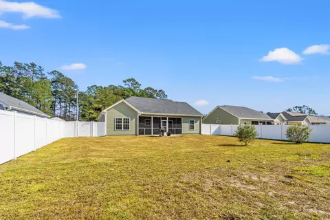 Exterior - 237 Perrin Rd, Loris, SC 29569 photo 3 of 11