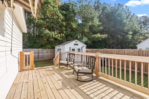 Exterior - 2977 Silverleaf Cir, Loris, SC 29569 photo 6 of 7