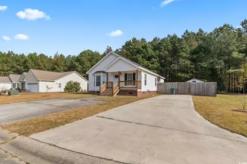 Exterior - 2977 Silverleaf Cir, Loris, SC 29569 photo 4 of 7