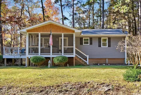 407 Sandlewood Dr NW, Calabash, NC 28467
