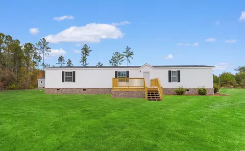 121 Feather Dr, Georgetown, SC 29440