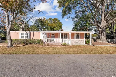 22 Crooked Island Cir, Murrells Inlet, SC 29576