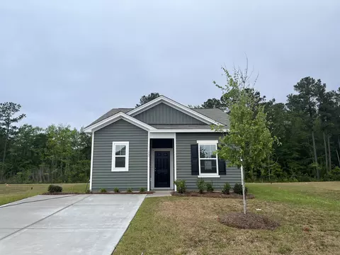 450 Castillo Dr, Loris, SC 29569