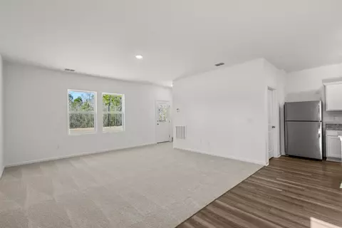 Living - 458 Castillo Dr, Loris, SC 29569 photo 2 of 7