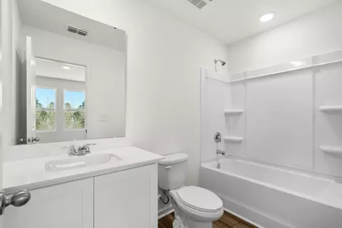 Bath - 458 Castillo Dr, Loris, SC 29569 photo 1 of 2