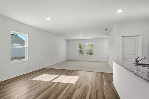Living - 458 Castillo Dr, Loris, SC 29569 photo 1 of 7