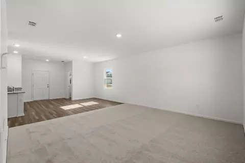 Living - 458 Castillo Dr, Loris, SC 29569 photo 4 of 7