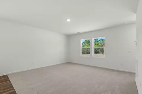 Living - 458 Castillo Dr, Loris, SC 29569 photo 3 of 7