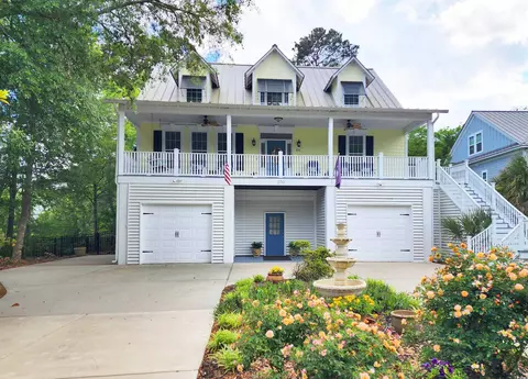 270 Boyle Dr, Pawleys Island, SC 29585
