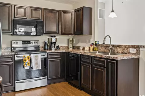 Kitchen - 209 Foxpath Loop, Myrtle Beach, SC 29588 photo 4 of 4