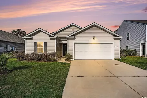 211 Pine Forest Dr, Conway, SC 29526